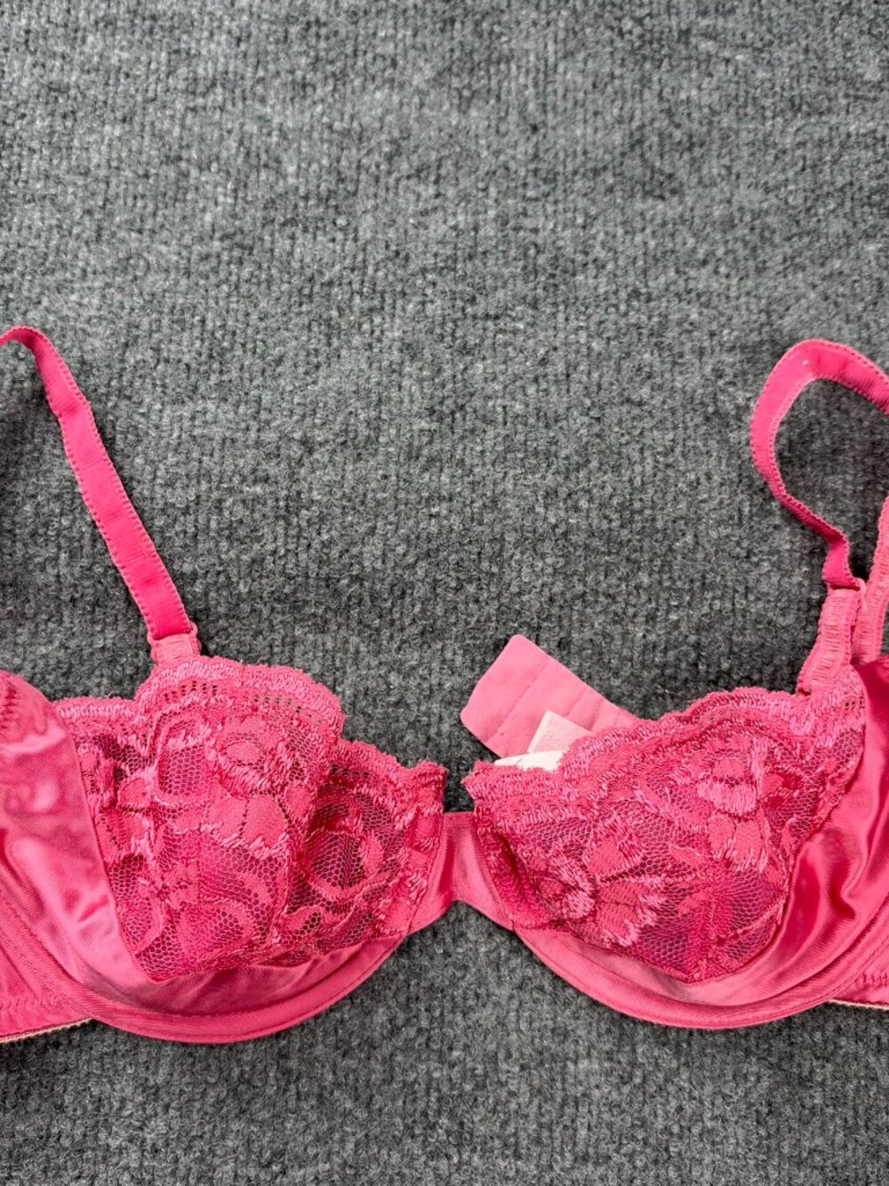Victoria's Secret Demi Bra 36B Pink Floral Lace Underwire Unlined Balconette